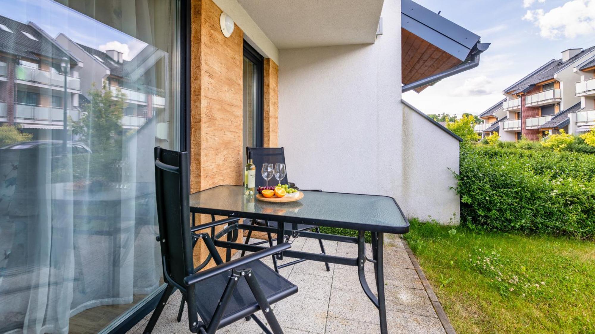 Apartamenty Piamola Jantar Park Exterior photo